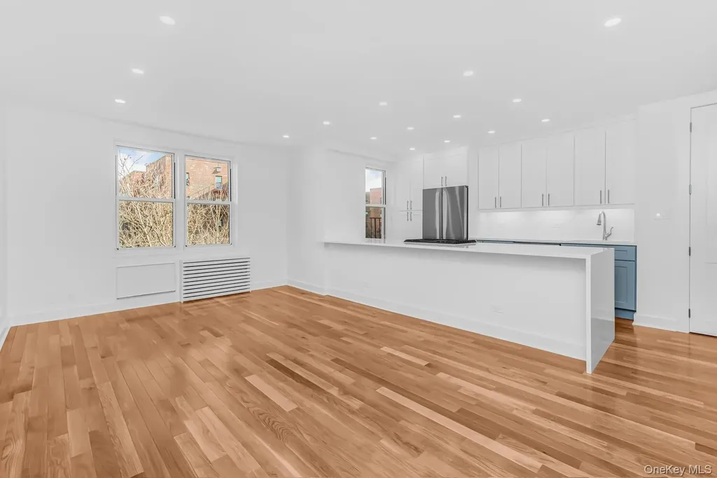 3901 Independence Avenue Bronx NY 10463