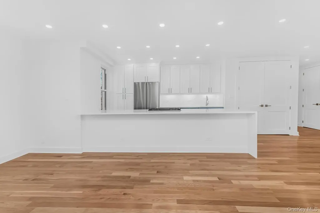 3901 Independence Avenue Bronx NY 10463