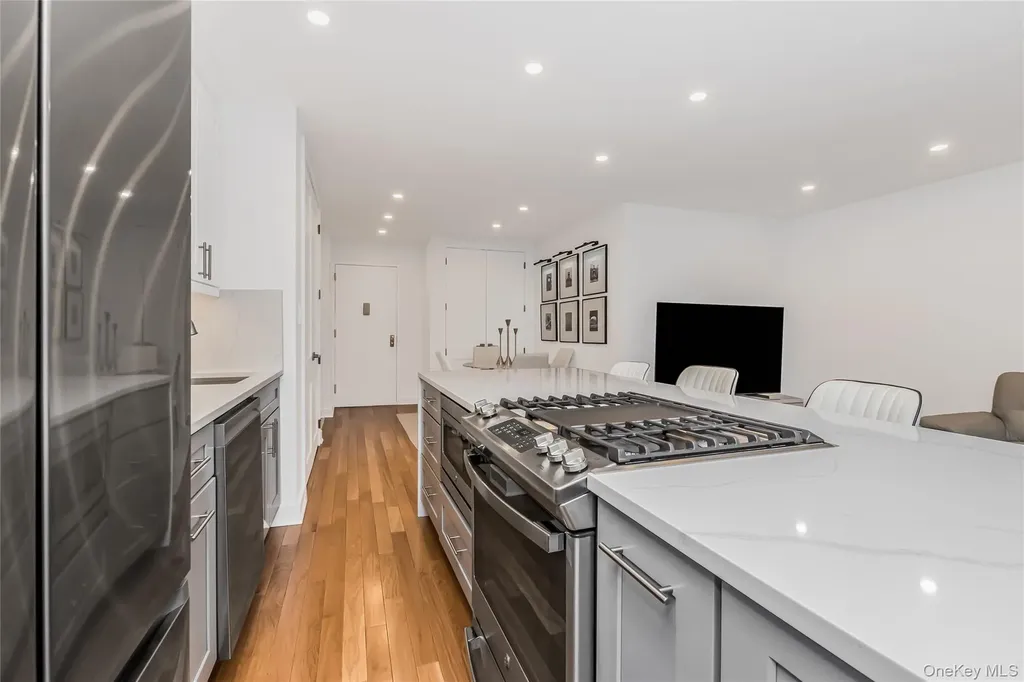 3901 Independence Avenue Bronx NY 10463
