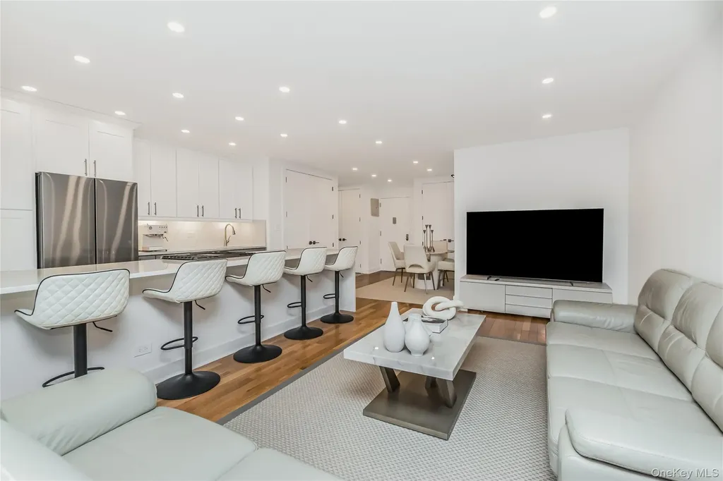 3901 Independence Avenue Bronx NY 10463