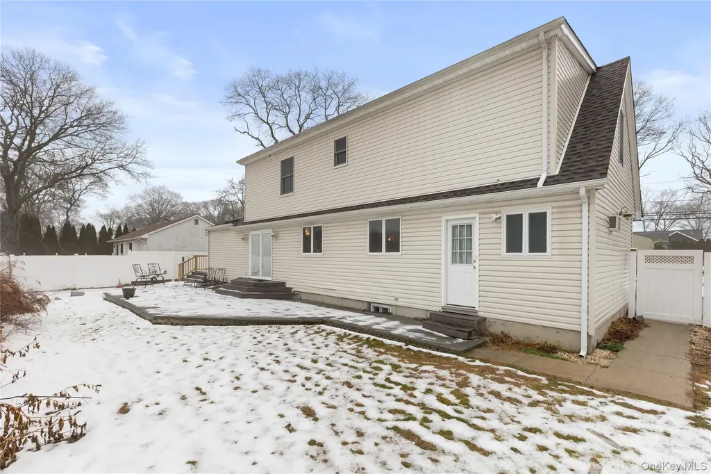 339 Halbert Drive Holbrook NY 11741