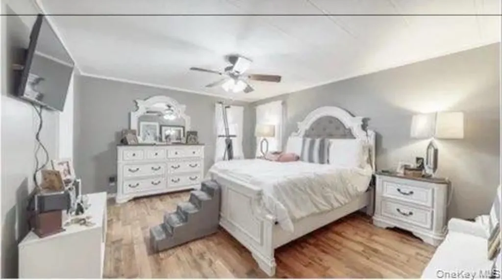 128 Brittany Terrace New Windsor NY 12575
