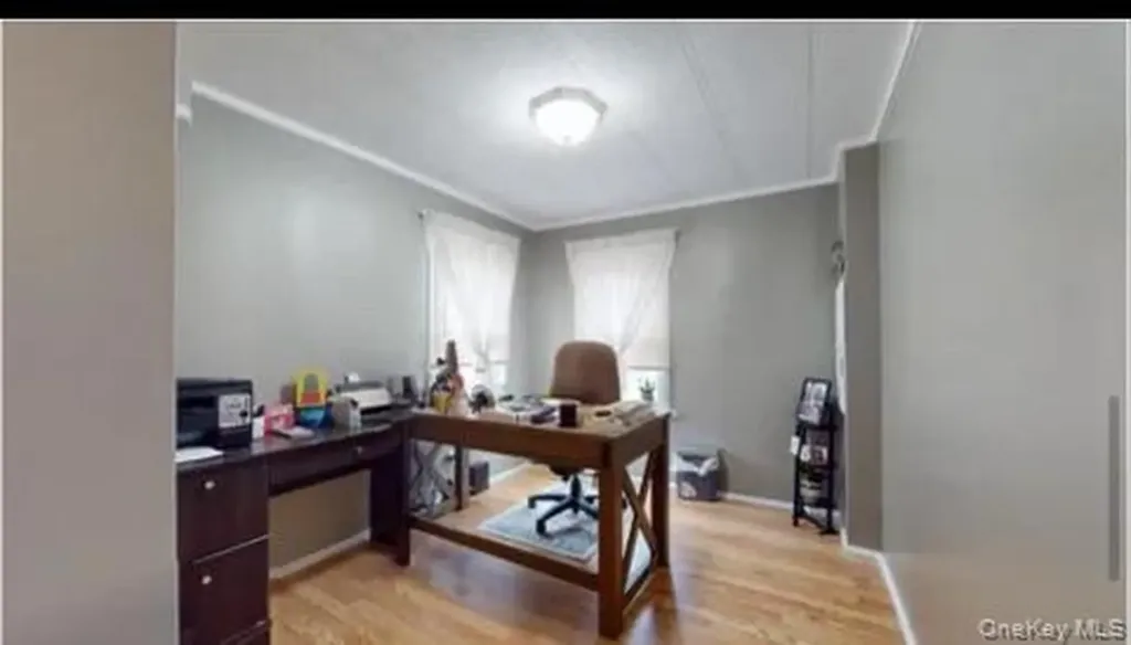 128 Brittany Terrace New Windsor NY 12575