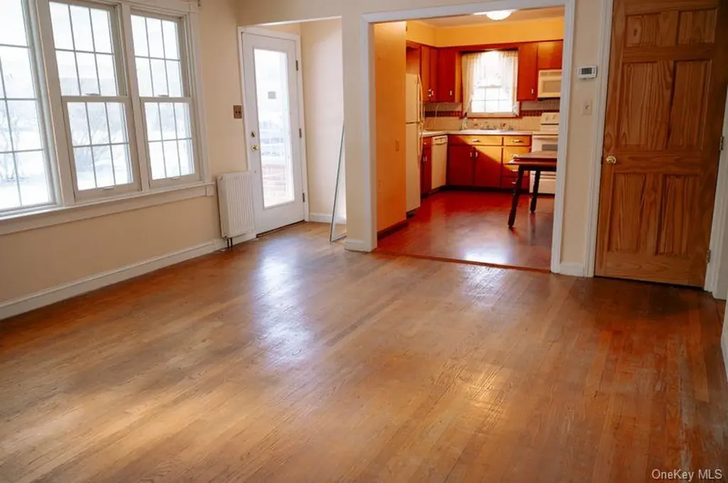 21 Mccall Place Middlehope NY 12550