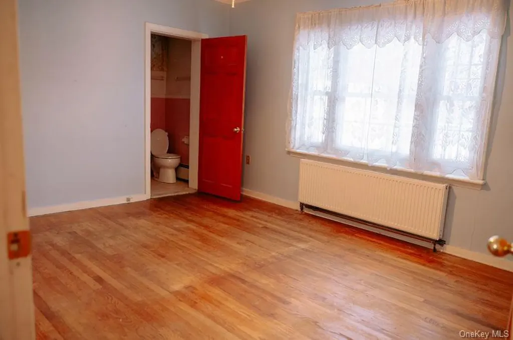 21 Mccall Place Middlehope NY 12550