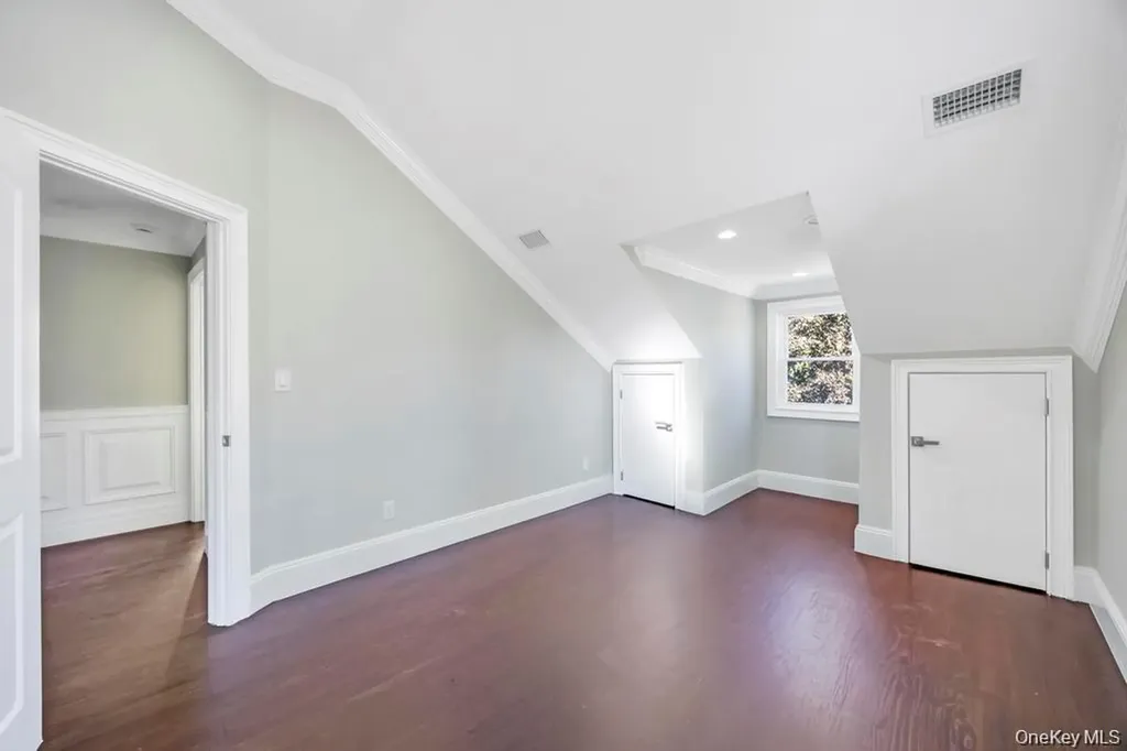 41 Perry Street Hempstead NY 11550