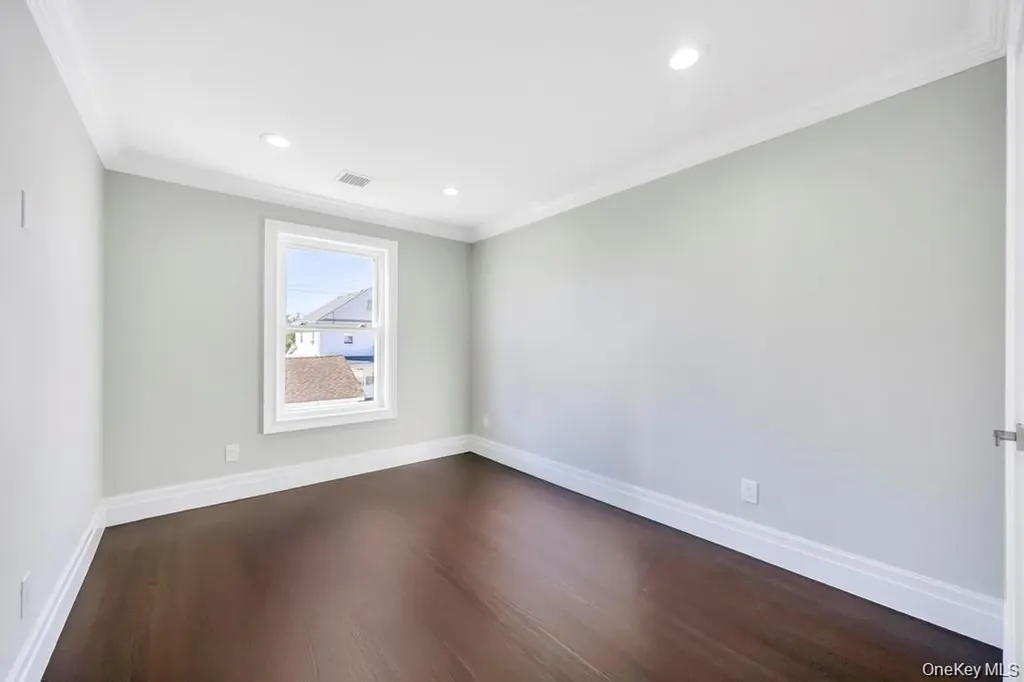 41 Perry Street Hempstead NY 11550