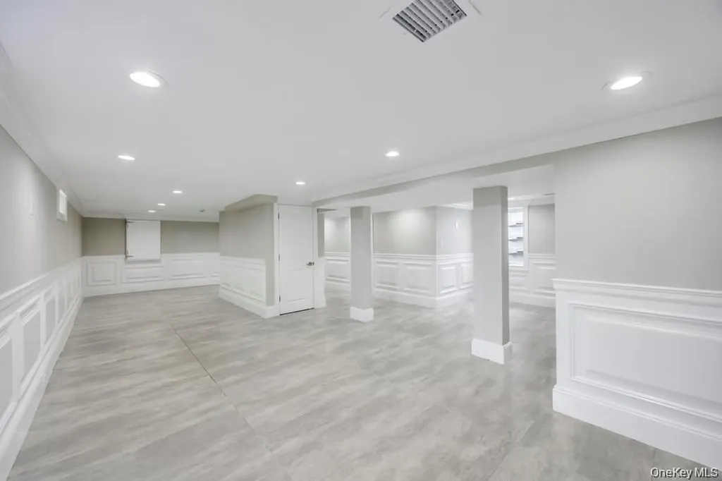 41 Perry Street Hempstead NY 11550