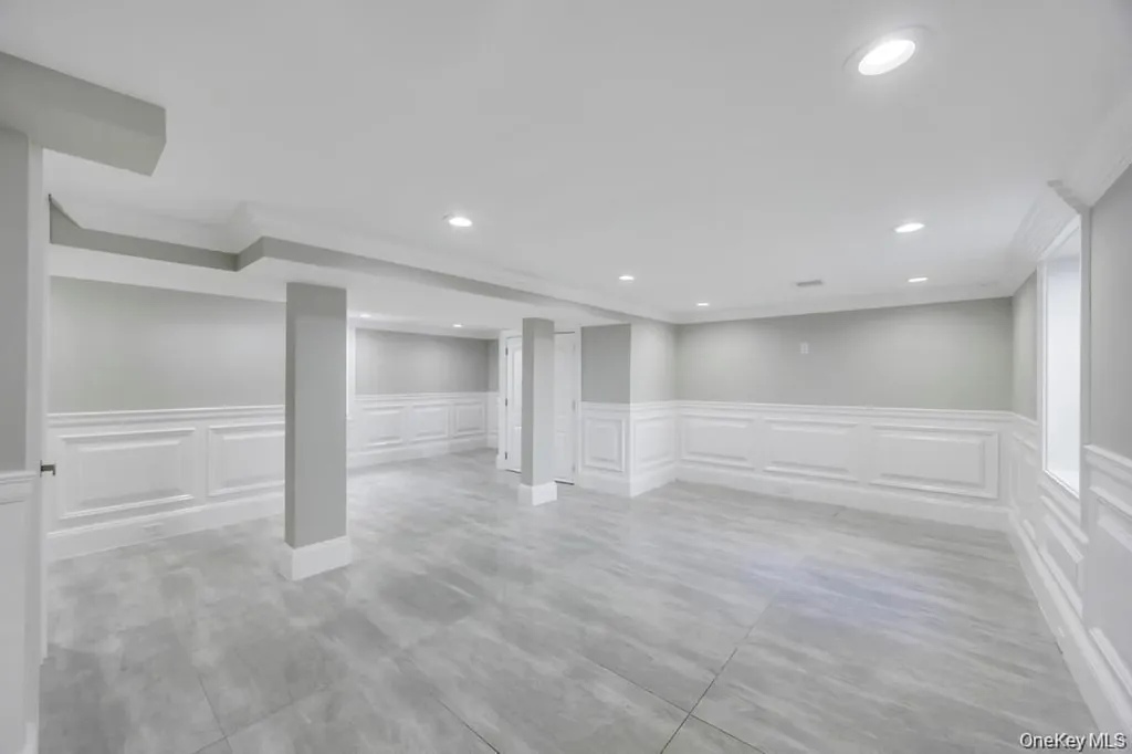 41 Perry Street Hempstead NY 11550