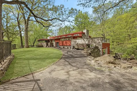 150 N Healy Avenue Hartsdale NY 10530