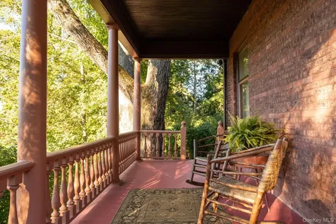 77 W Chestnut Street Kingston NY 12401