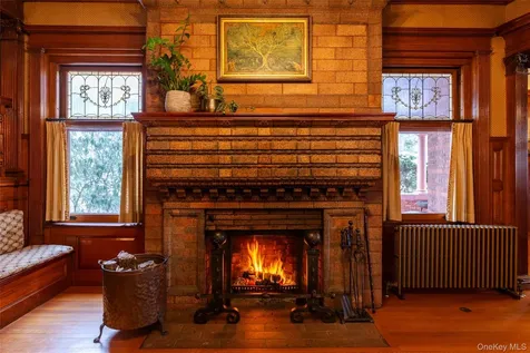 77 W Chestnut Street Kingston NY 12401