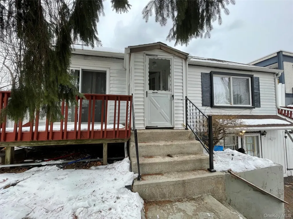 196 Carson Avenue Newburgh NY 12550