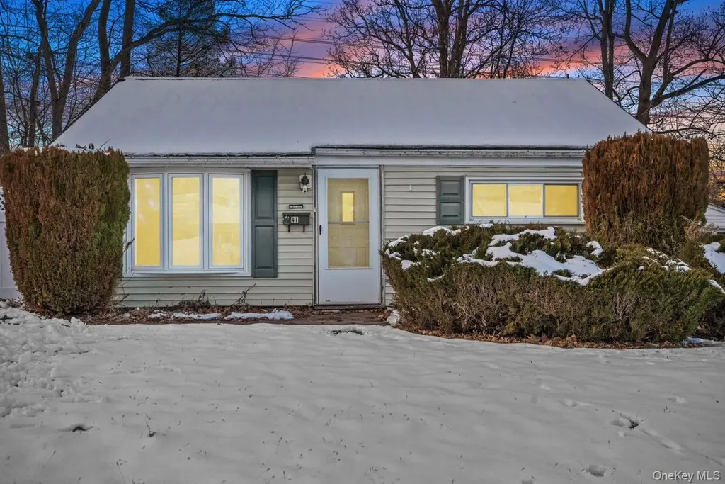 41 Hurd Avenue Garnerville NY 10923