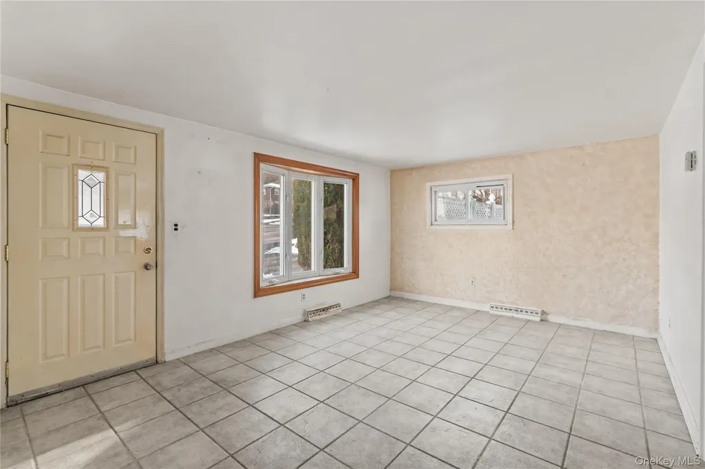41 Hurd Avenue Garnerville NY 10923
