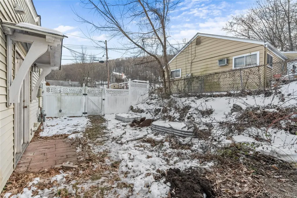 41 Hurd Avenue Garnerville NY 10923