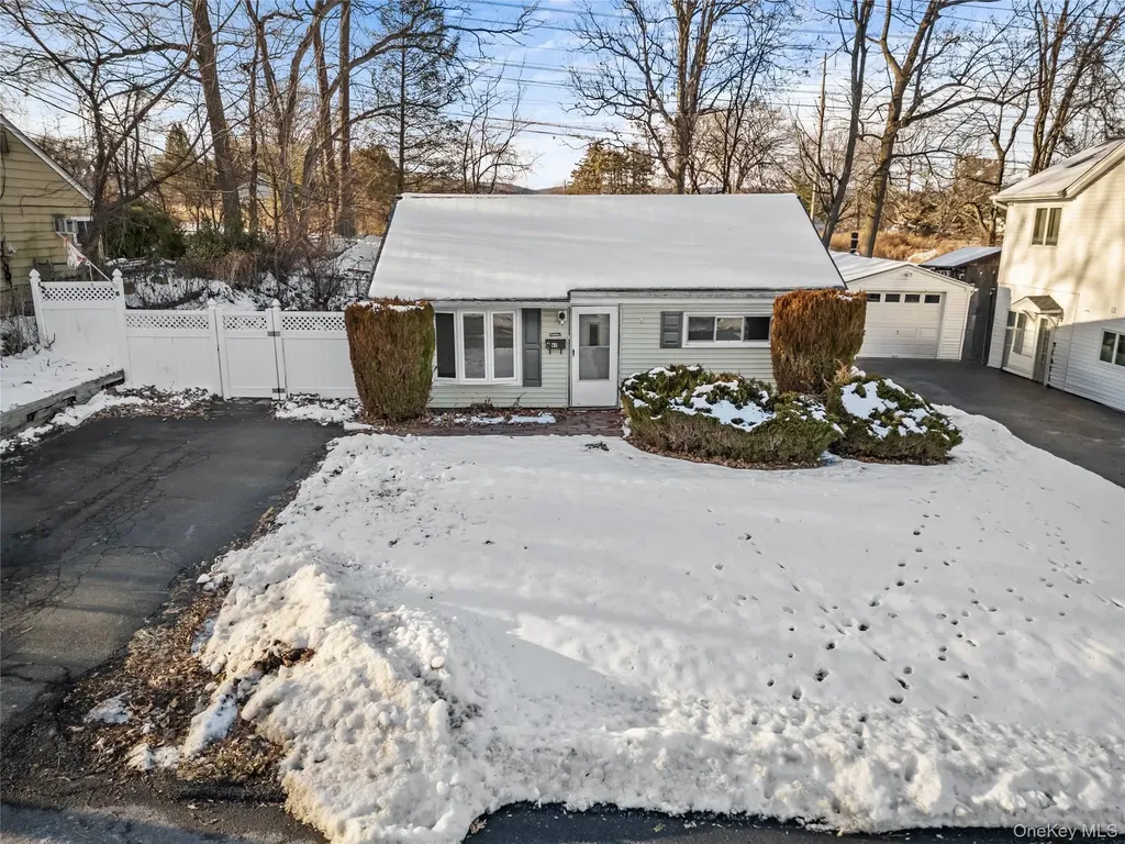 41 Hurd Avenue Garnerville NY 10923