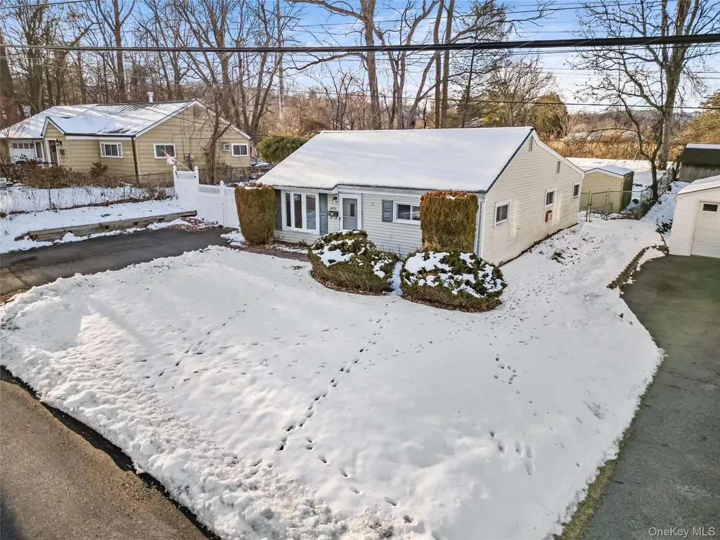 41 Hurd Avenue Garnerville NY 10923