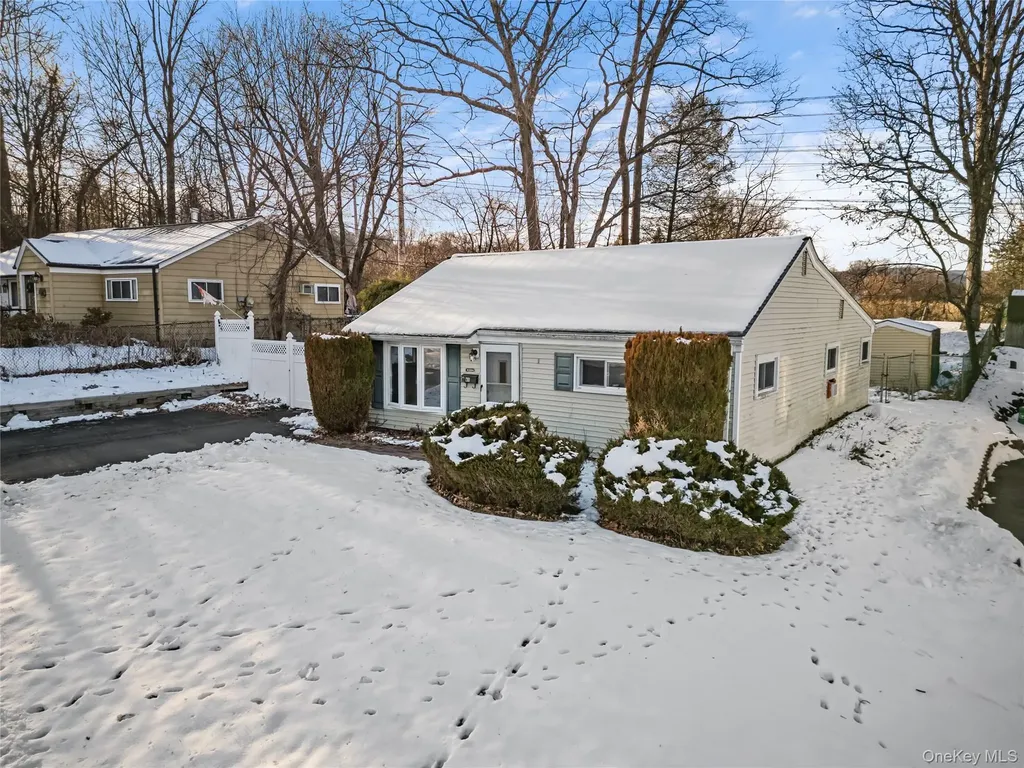 41 Hurd Avenue Garnerville NY 10923