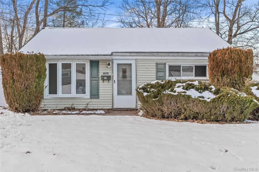 41 Hurd Avenue Garnerville NY 10923