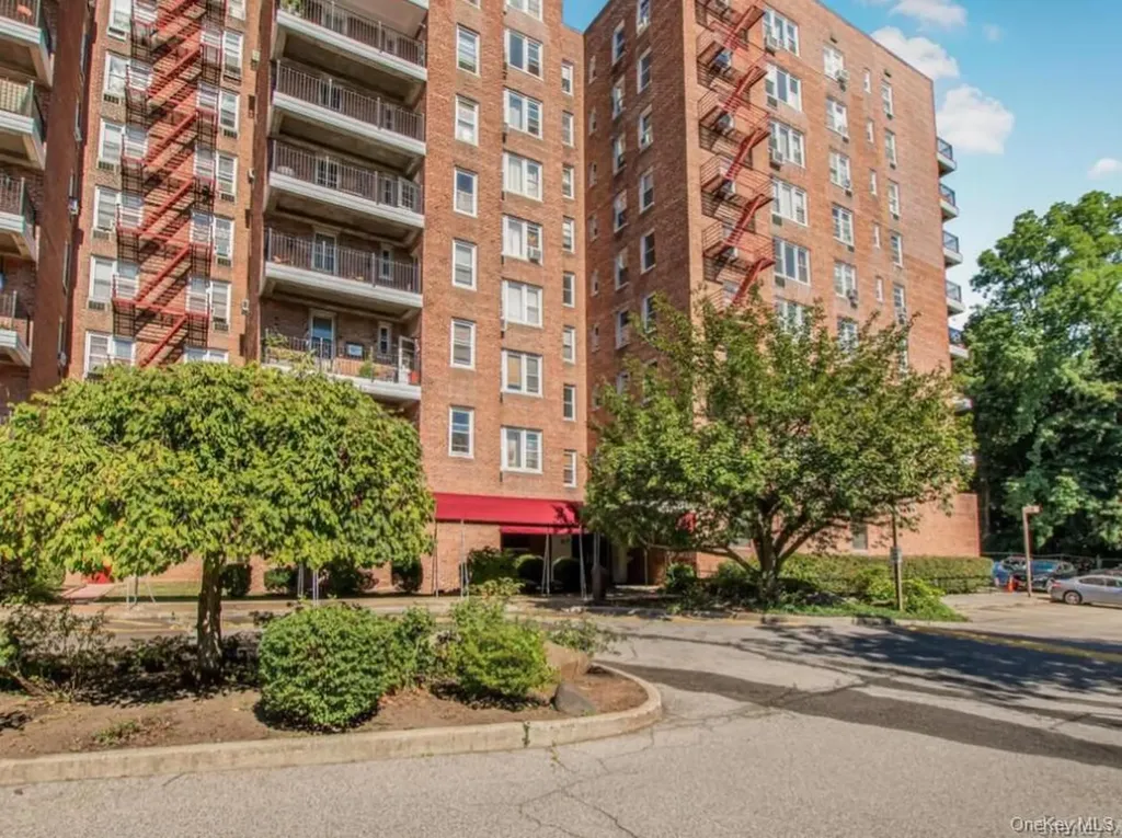 245 Rumsey Road Yonkers NY 10701