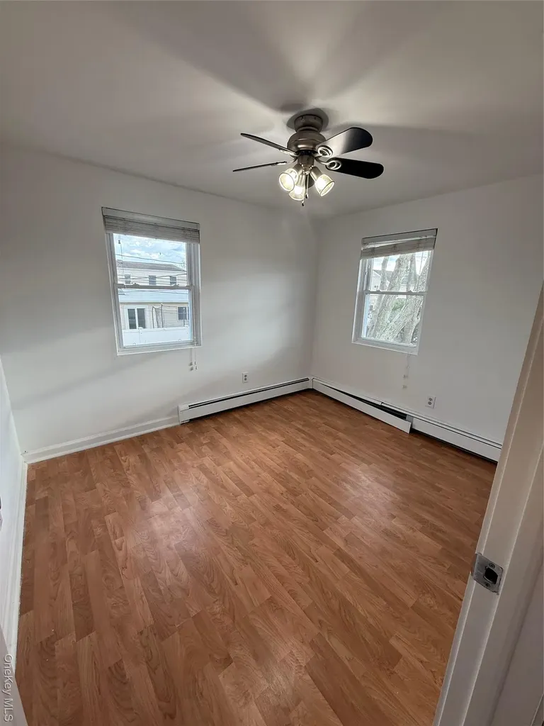 63 Anchor Lane Levittown NY 11756