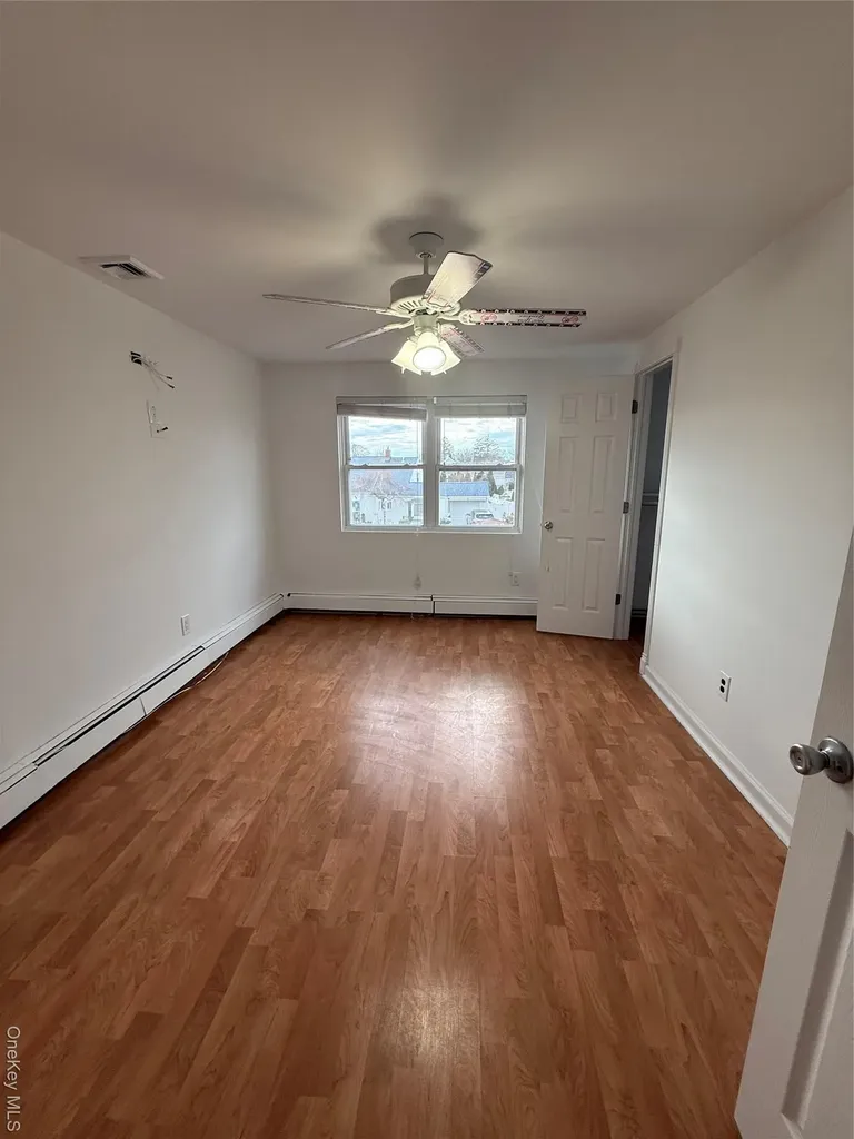 63 Anchor Lane Levittown NY 11756