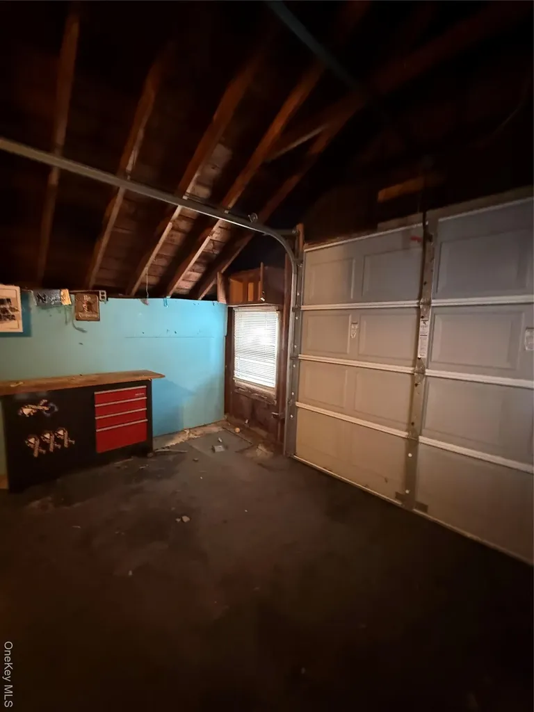 63 Anchor Lane Levittown NY 11756