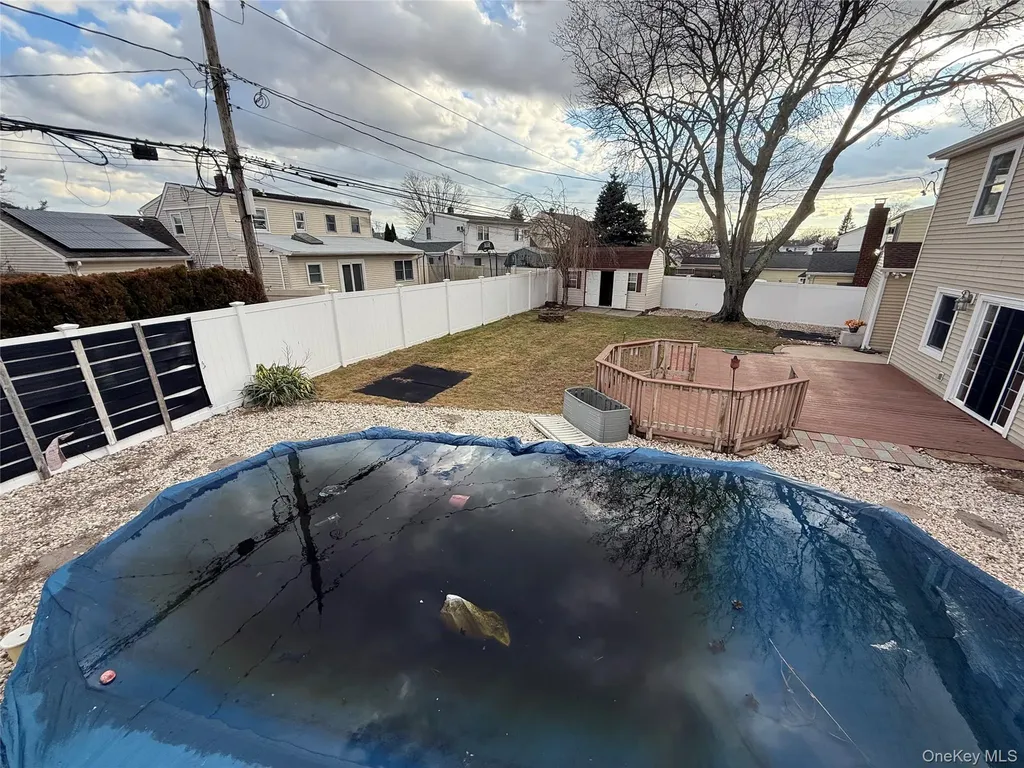 63 Anchor Lane Levittown NY 11756