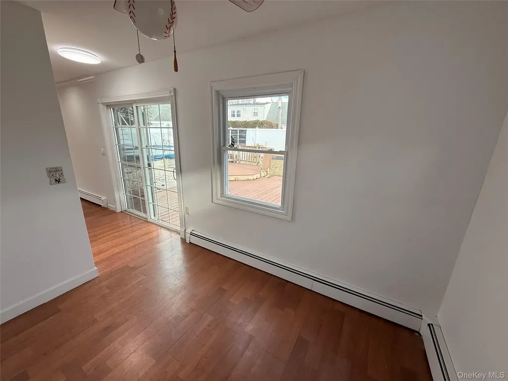 63 Anchor Lane Levittown NY 11756