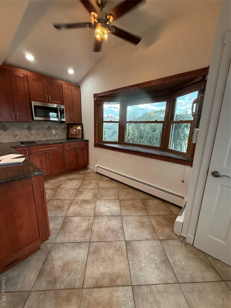 63 Anchor Lane Levittown NY 11756