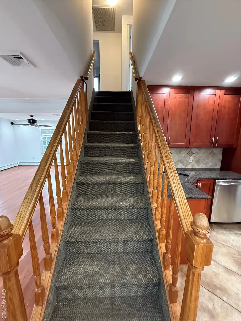 63 Anchor Lane Levittown NY 11756