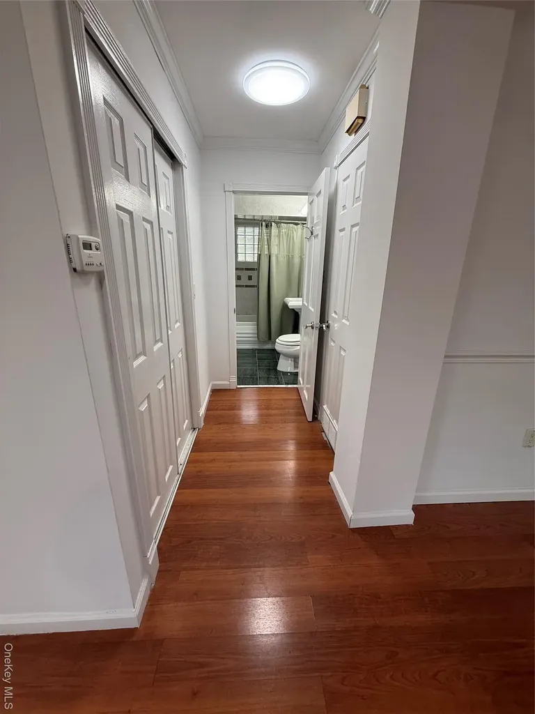 63 Anchor Lane Levittown NY 11756