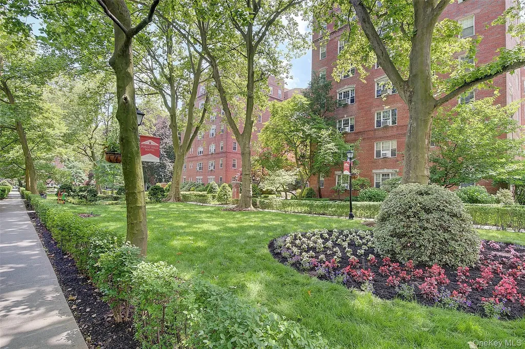 77-15 113th Street Forest Hills NY 11375