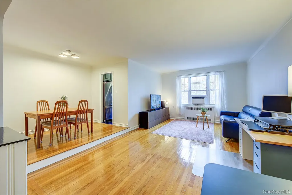 77-15 113th Street Forest Hills NY 11375