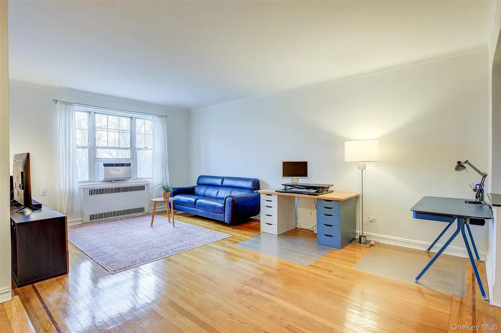 77-15 113th Street Forest Hills NY 11375