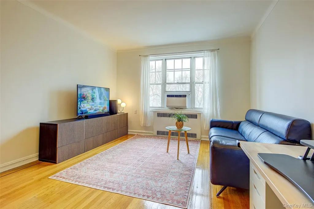 77-15 113th Street Forest Hills NY 11375
