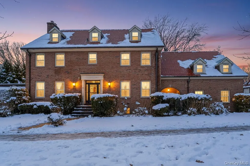 31 Puritan Avenue Forest Hills NY 11375