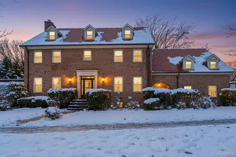 31 Puritan Avenue Forest Hills NY 11375