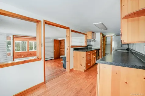 62 Netherwood Plaza Hyde Park NY 12578