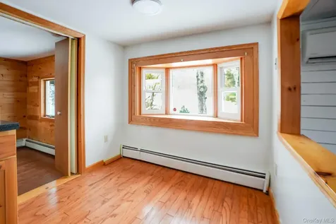 62 Netherwood Plaza Hyde Park NY 12578