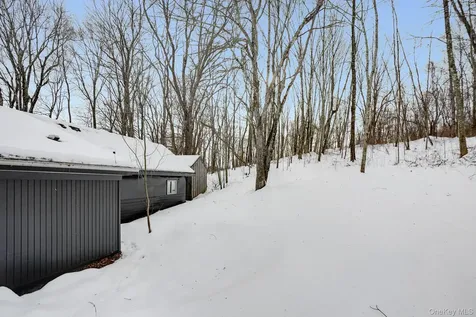 62 Netherwood Plaza Hyde Park NY 12578