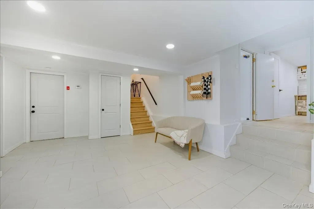 957 Cherrywood Drive Baldwin NY 11510