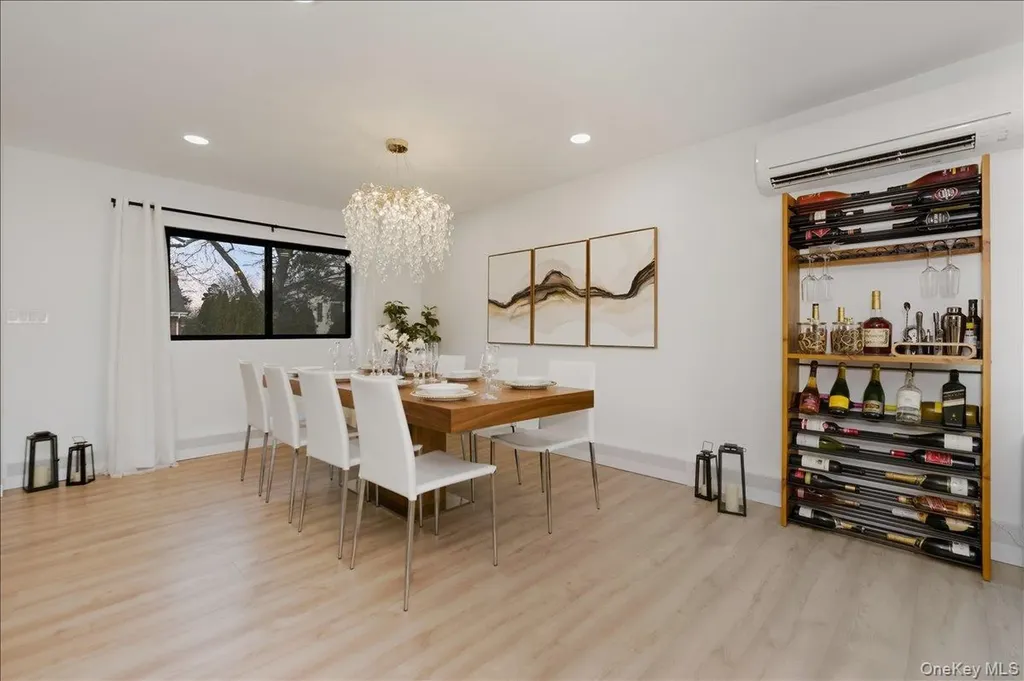 957 Cherrywood Drive Baldwin NY 11510