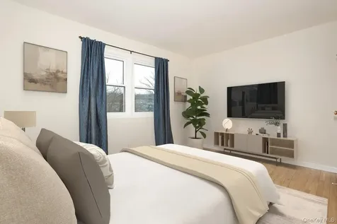 64 S Hillside Place Elmsford NY 10523