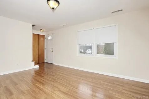 64 S Hillside Place Elmsford NY 10523