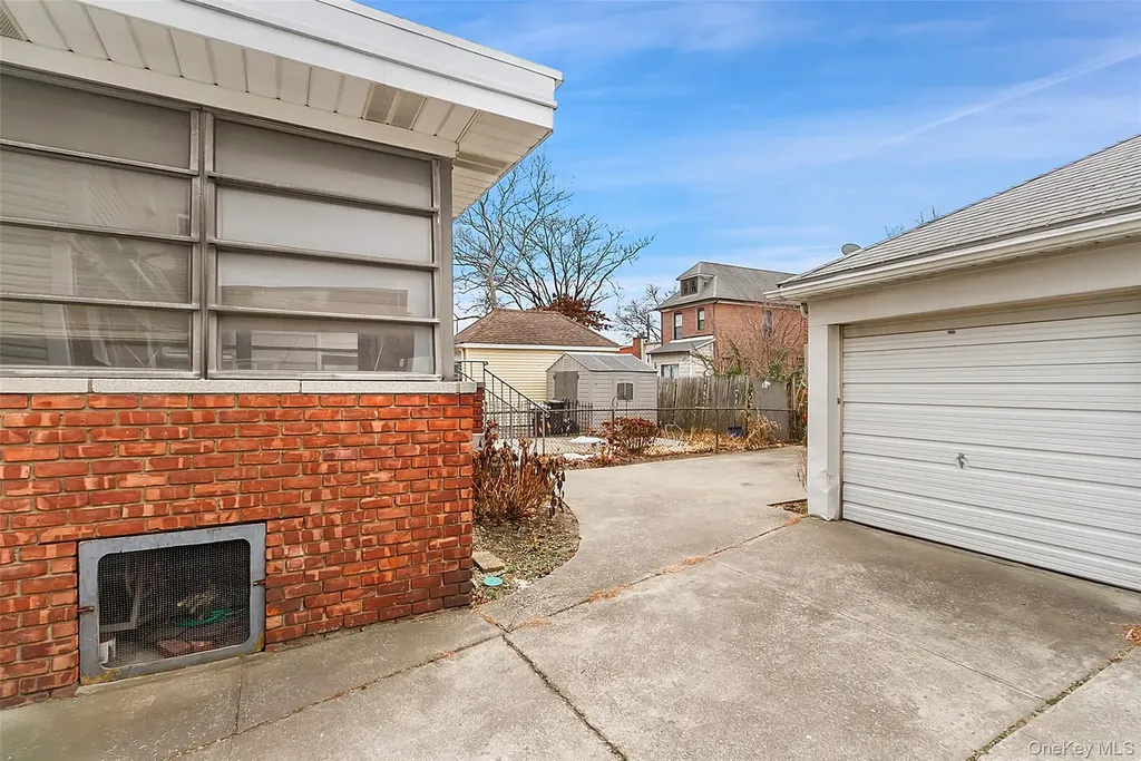 1641 Hone Avenue Bronx NY 10461
