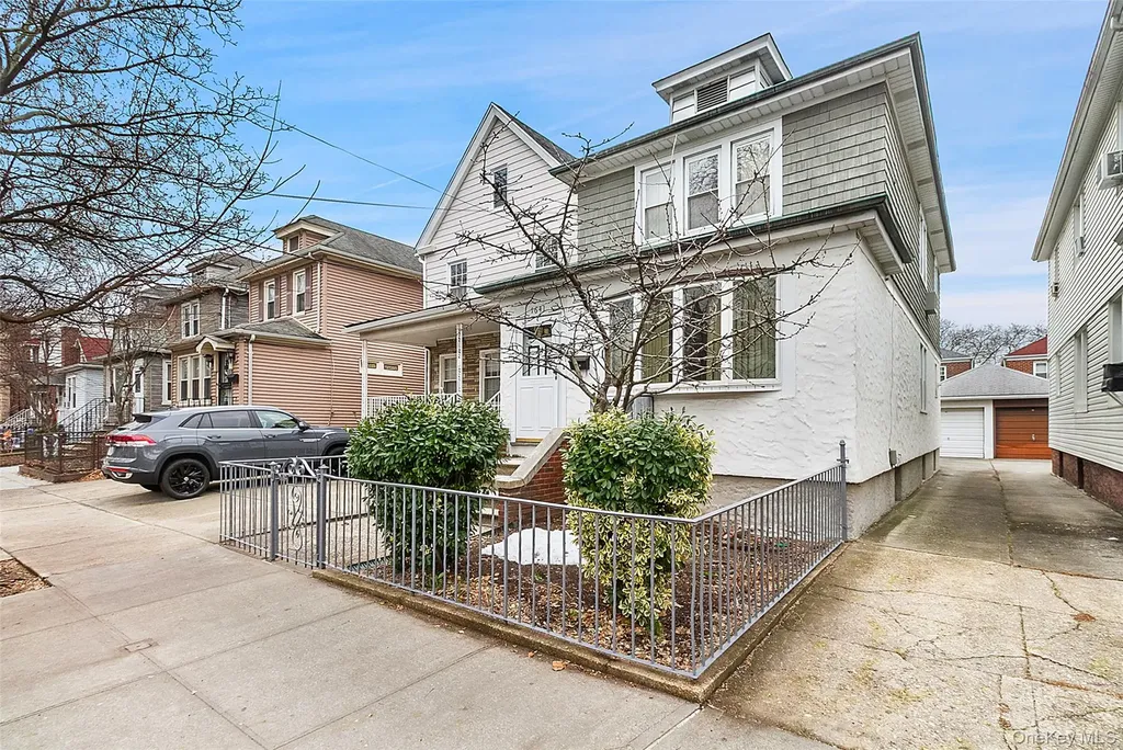 1641 Hone Avenue Bronx NY 10461