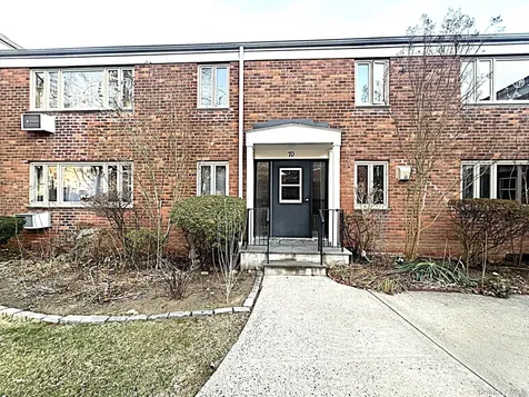70 Lawrence Court White Plains NY 10603