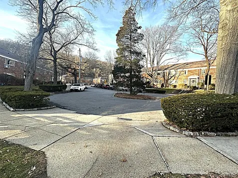 70 Lawrence Court White Plains NY 10603